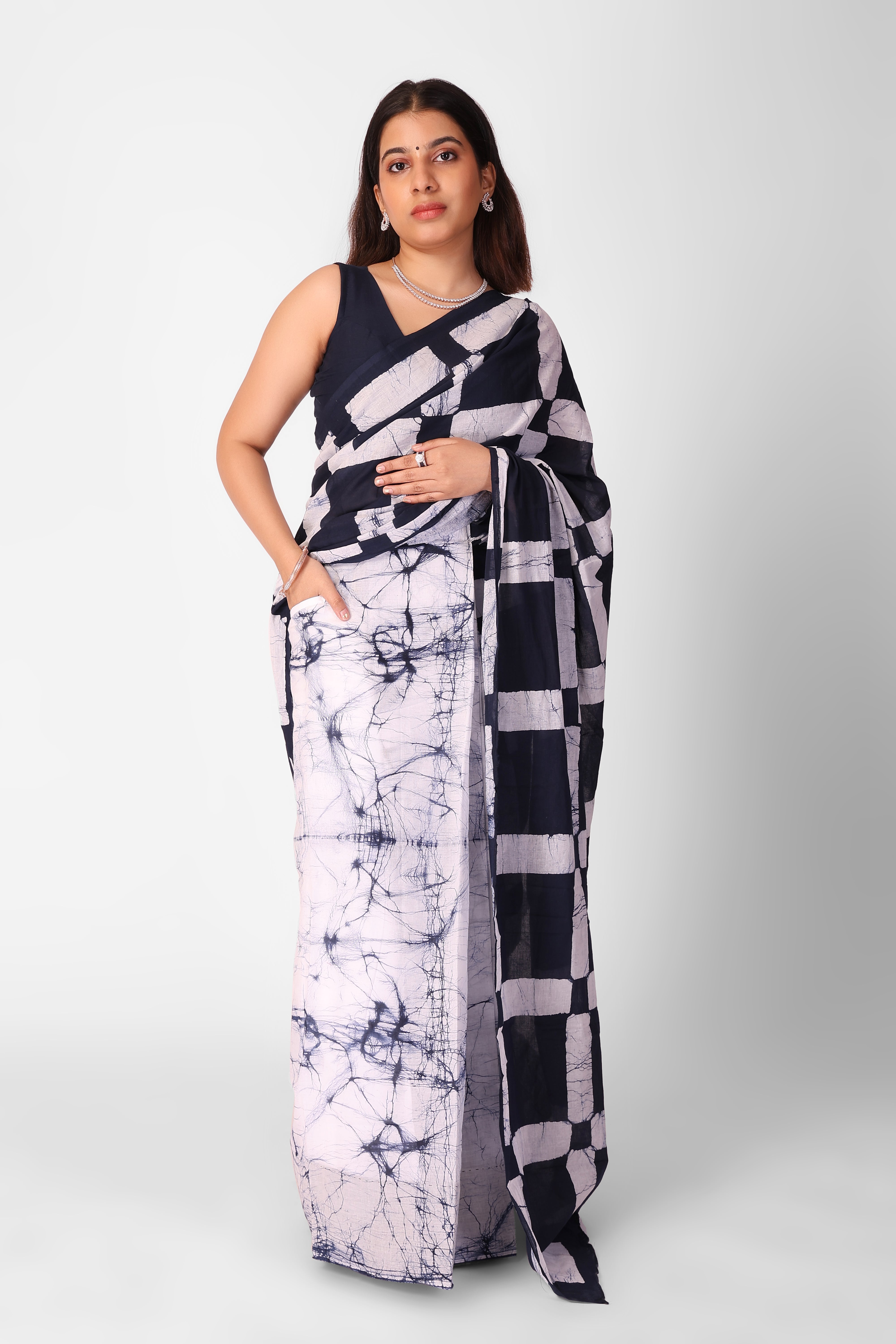 Vintage Verve Mul Cotton Hand Block Printed Saree