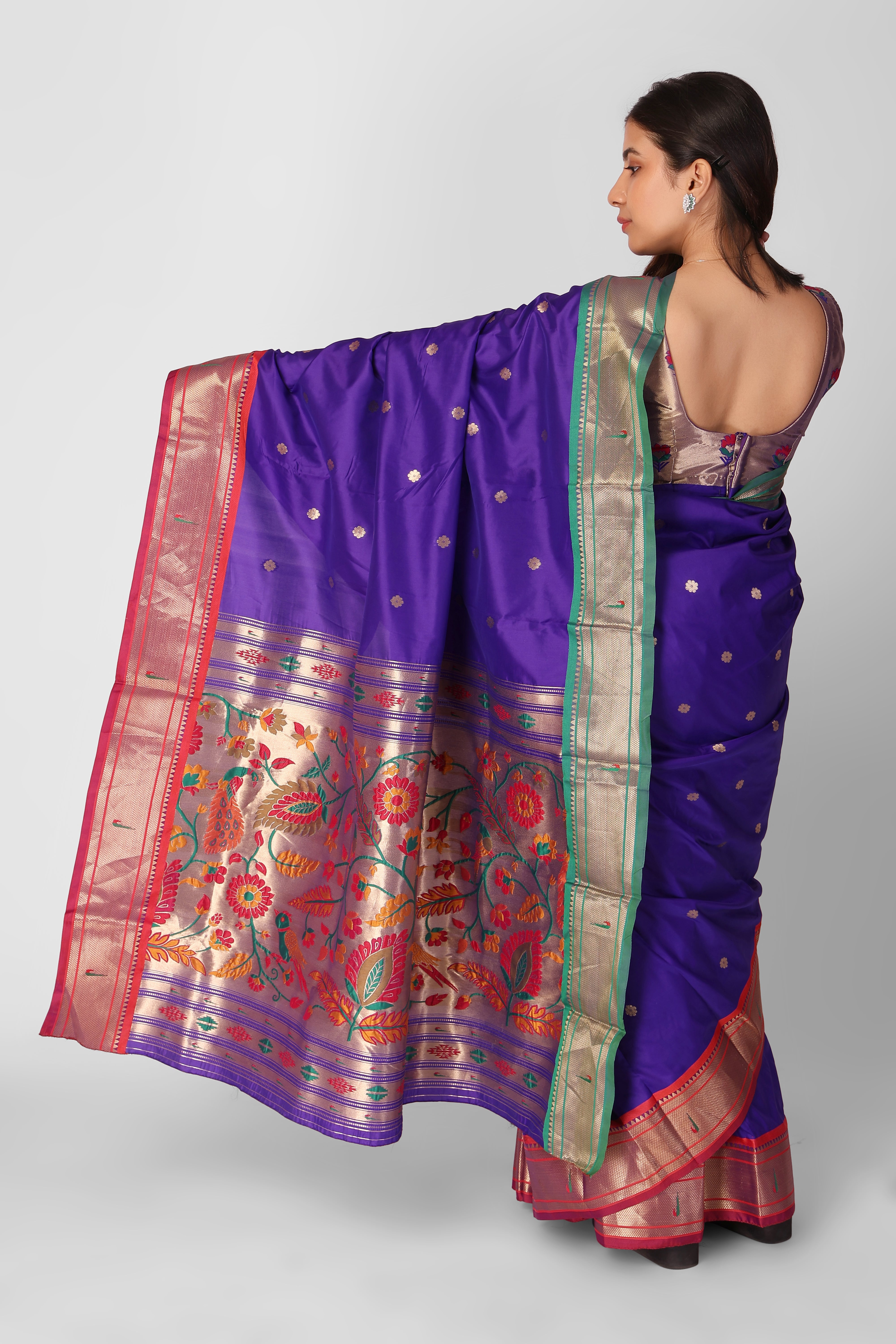 Aastha Aura Paithani Silk Read-to-Wear Pocket Saree