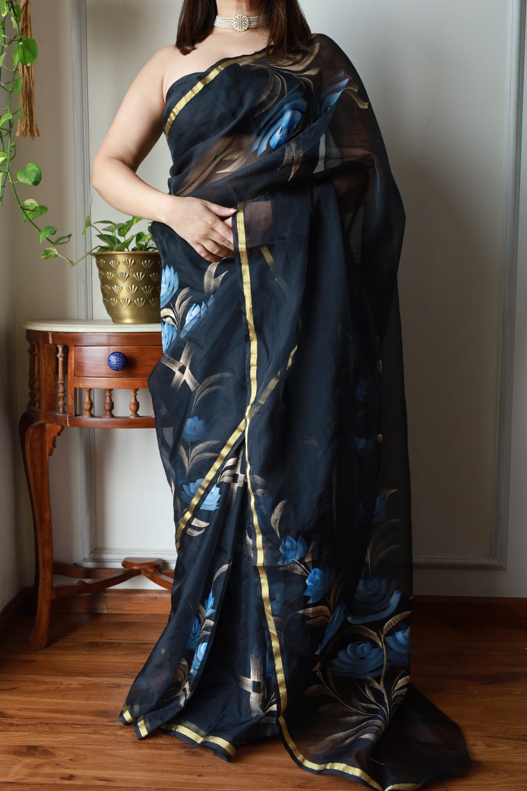 Midnight Valley Hand-painted Organza Ready-To-Wear Pocket Saree