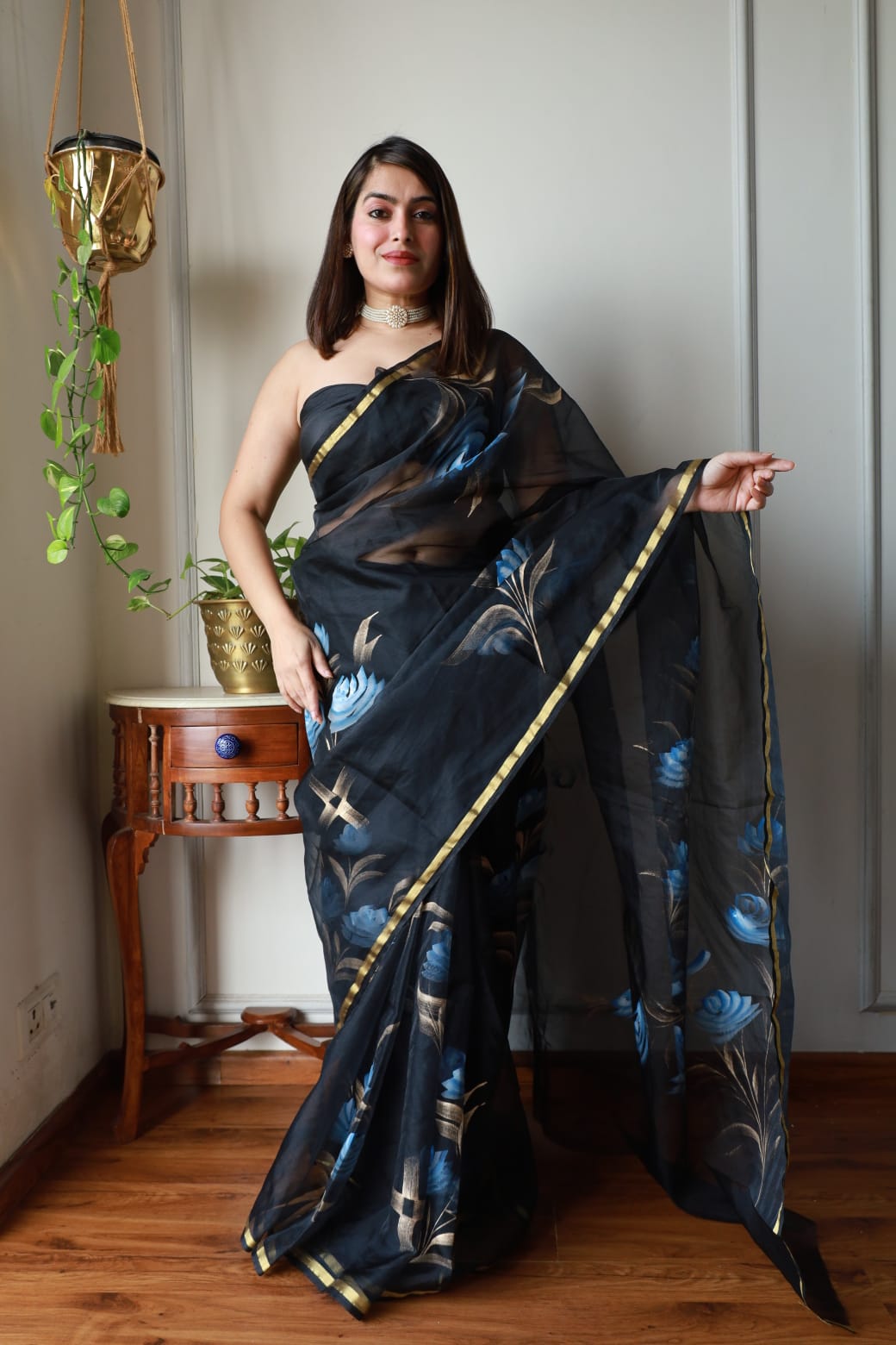 Midnight Valley Hand-painted Organza Ready-To-Wear Pocket Saree