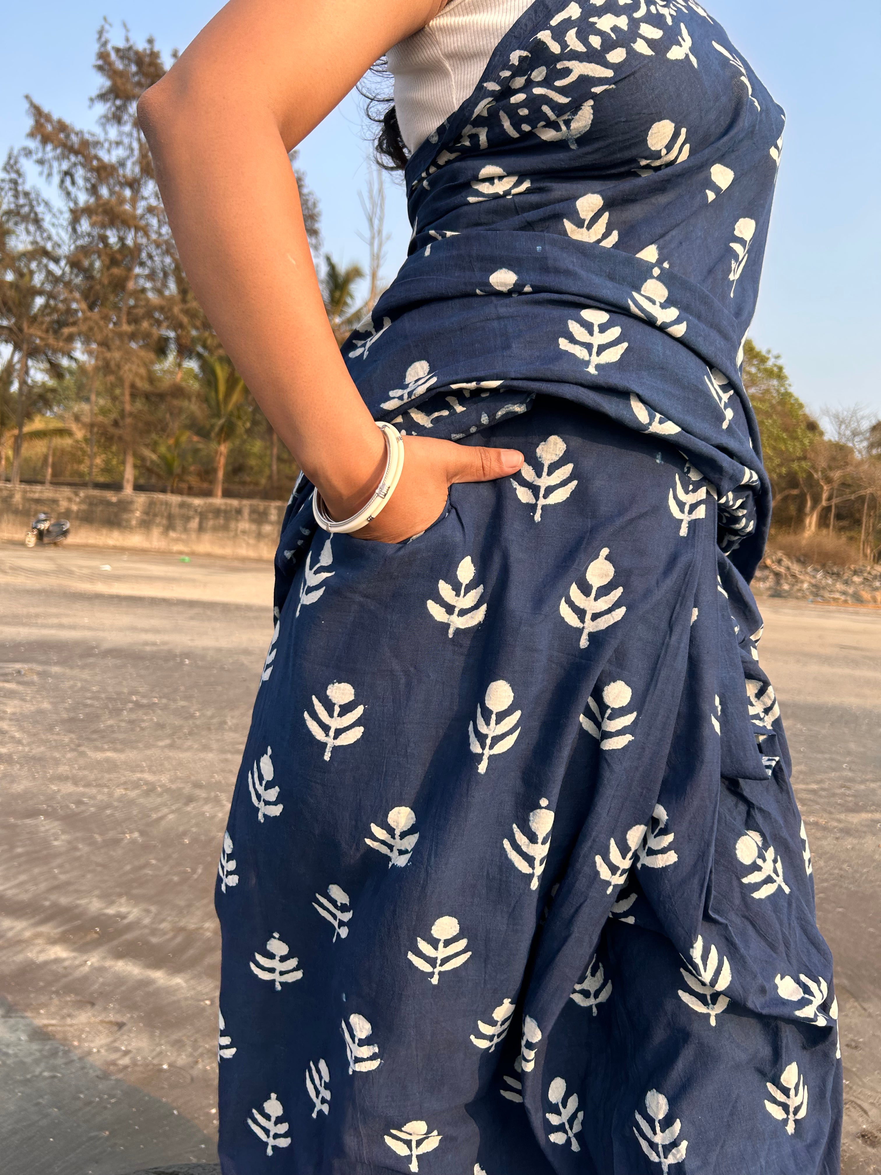 Indigo passion Ready To Wear Pocket Saree