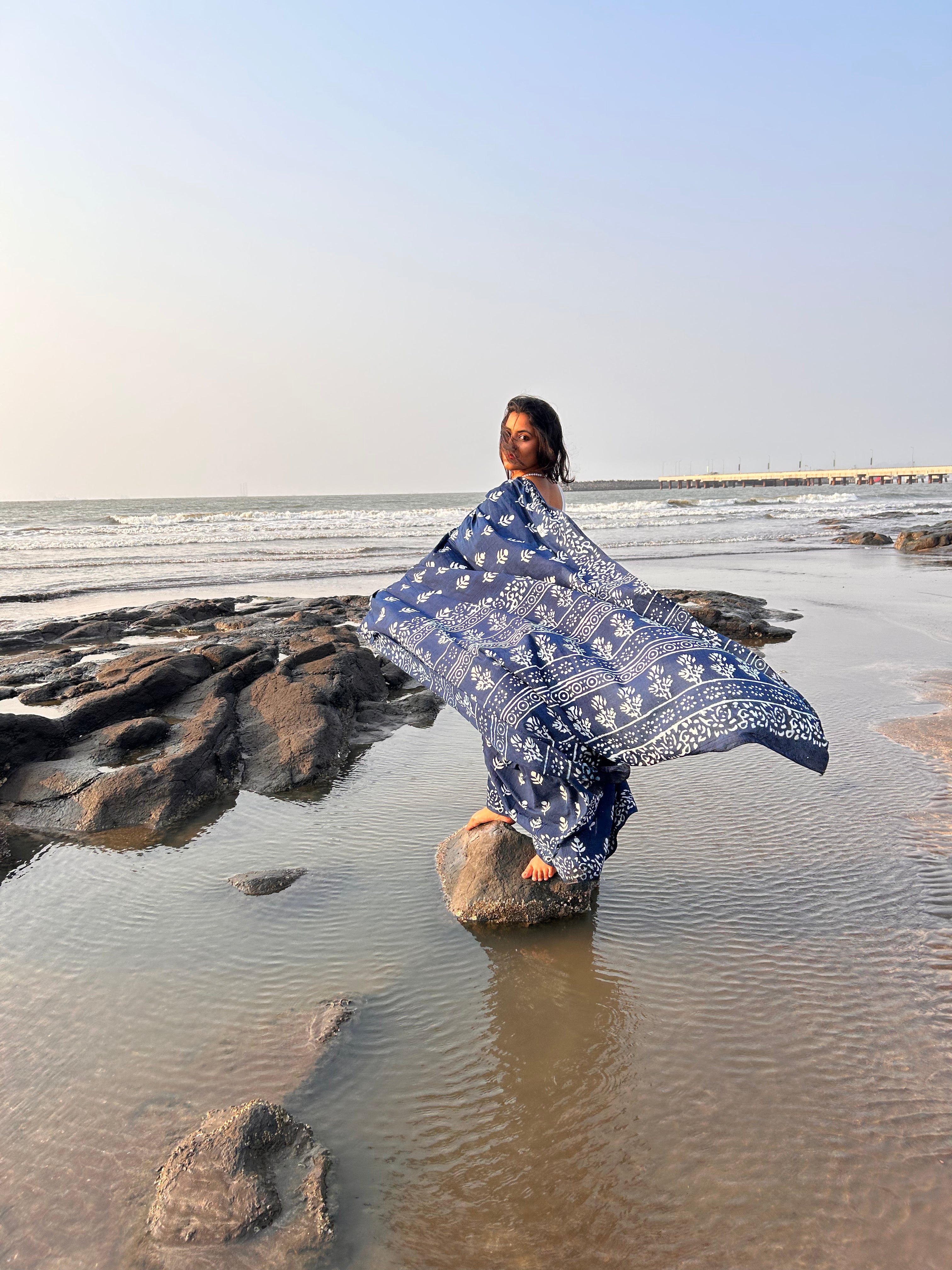 Indigo passion Ready To Wear Pocket Saree