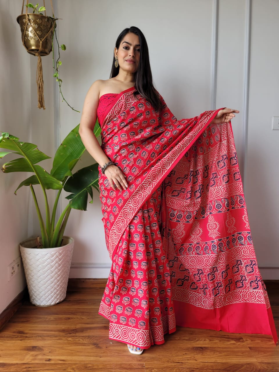 Chandrika Mul Cotton Ready to Wear Pocket Saree